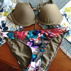 Hollister Olive / Floral Bikini